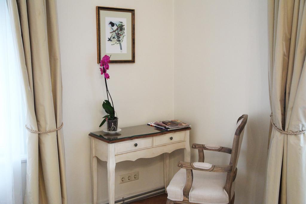 - Laipu Apartment