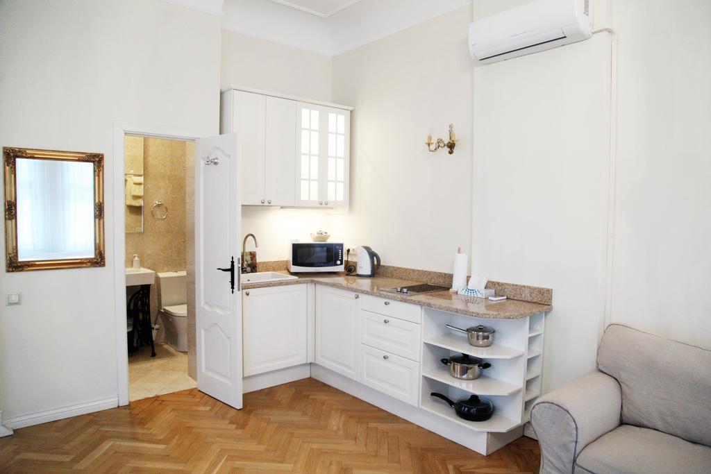 - Laipu Apartment