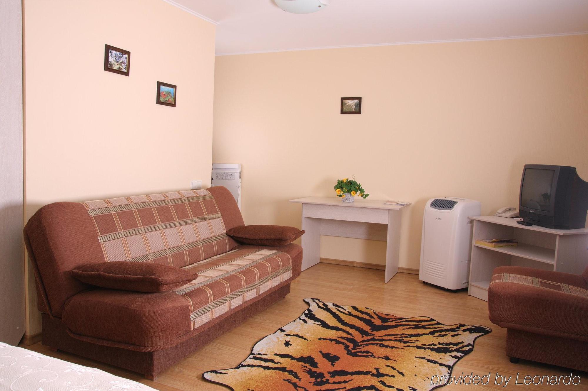 Hotel Tomo Free Parking Riga