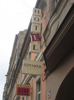 Edvards Hotel 3*