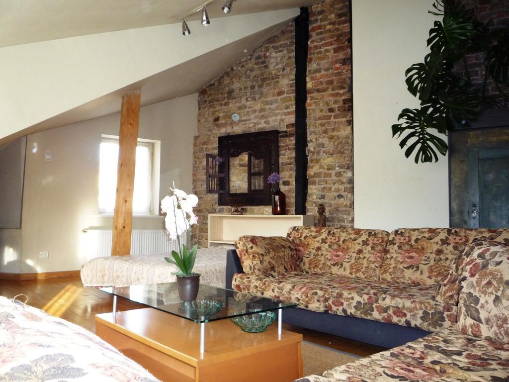 Apartment Cheap And Chic *
