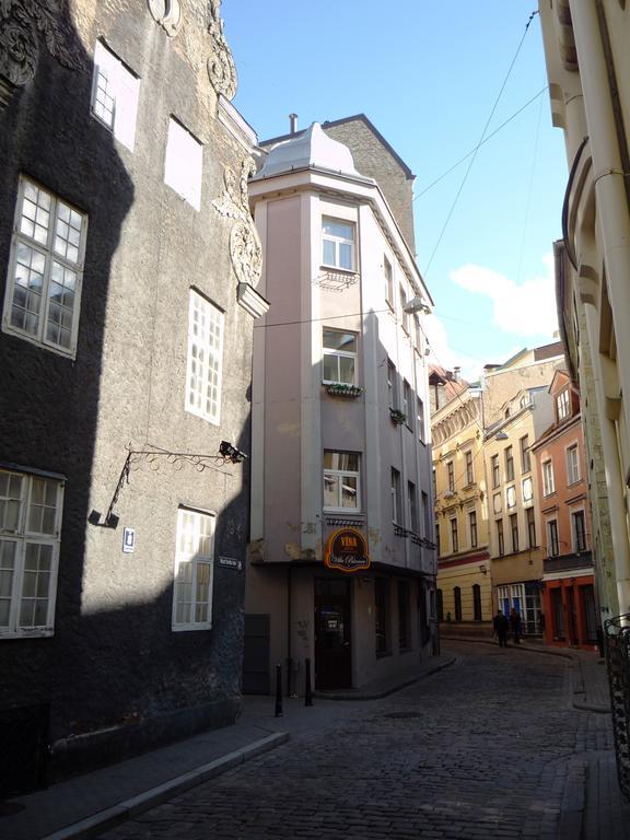 Apartment Cheap And Chic Riga