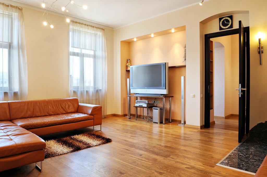 Raina Lux Apartment Riga