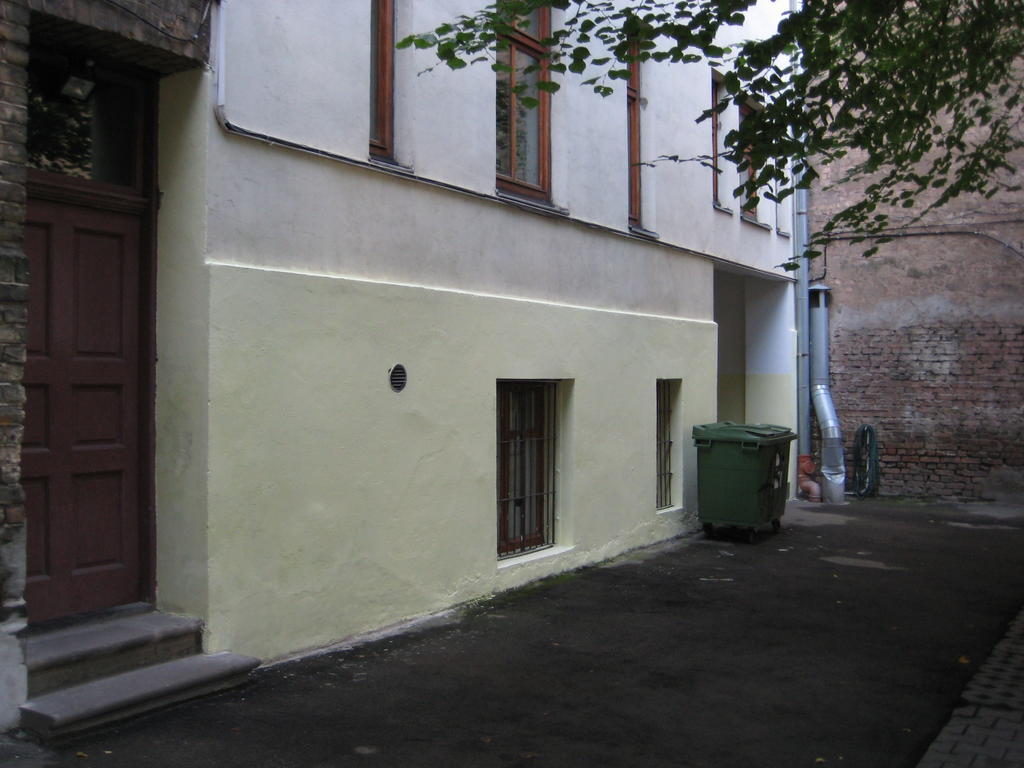 Apartment Aleksandra Caka 65