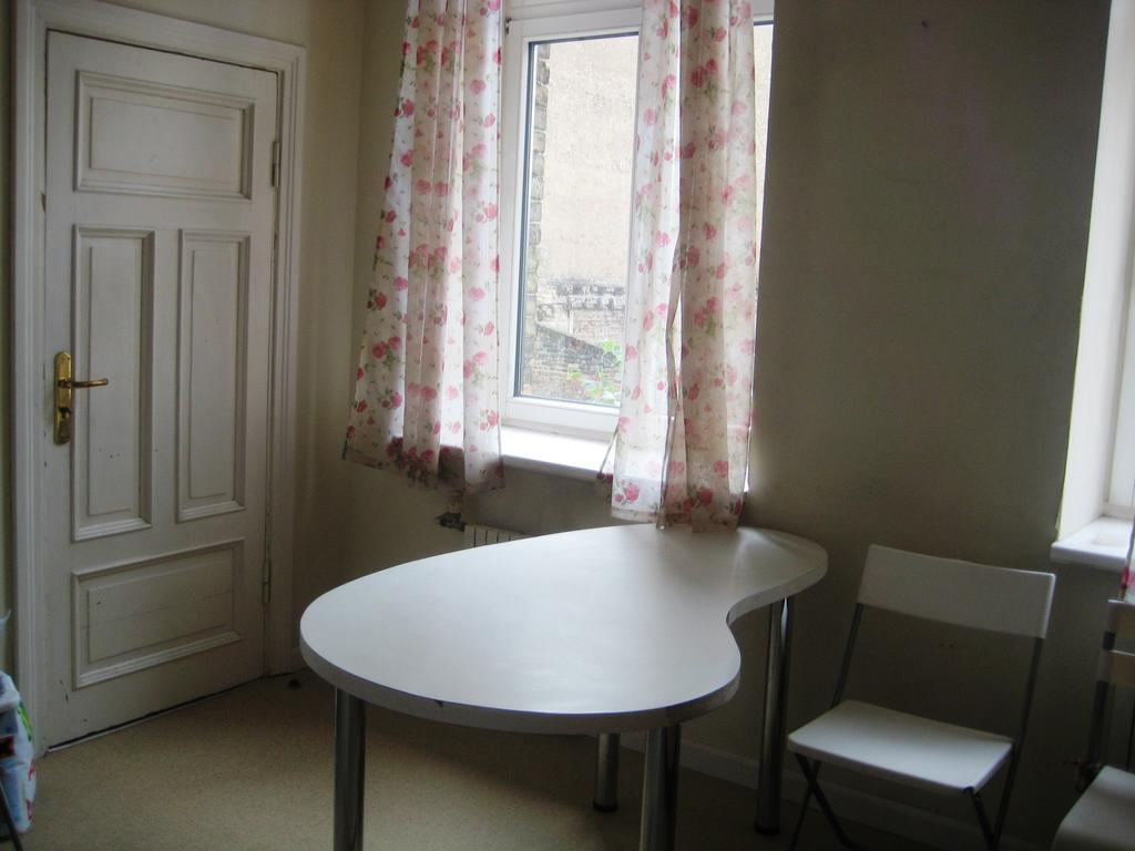 Apartment Aleksandra Caka 65
