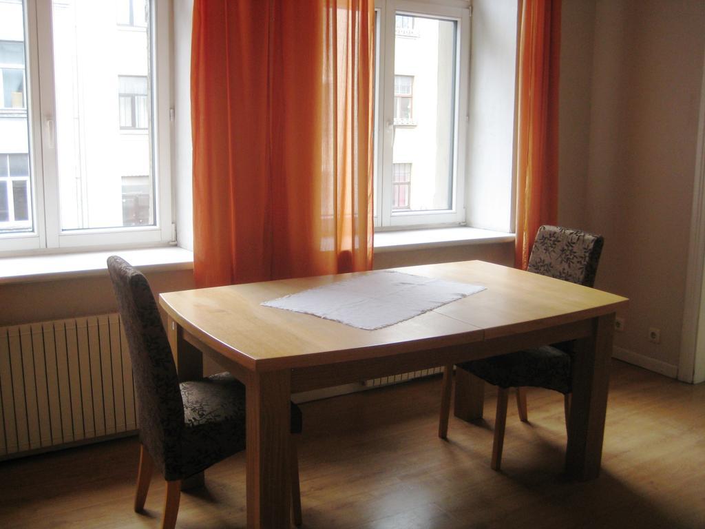 Apartment Aleksandra Caka 65 *