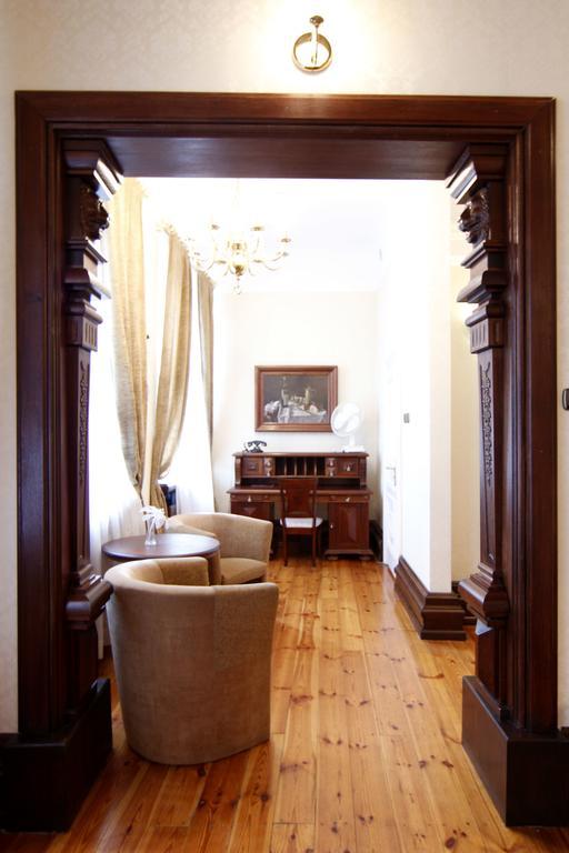 Khách sạn Boutique Kristofs 3*