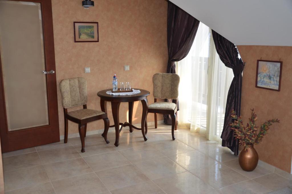 Huoneisto Classic Car Museum Apartment Riika