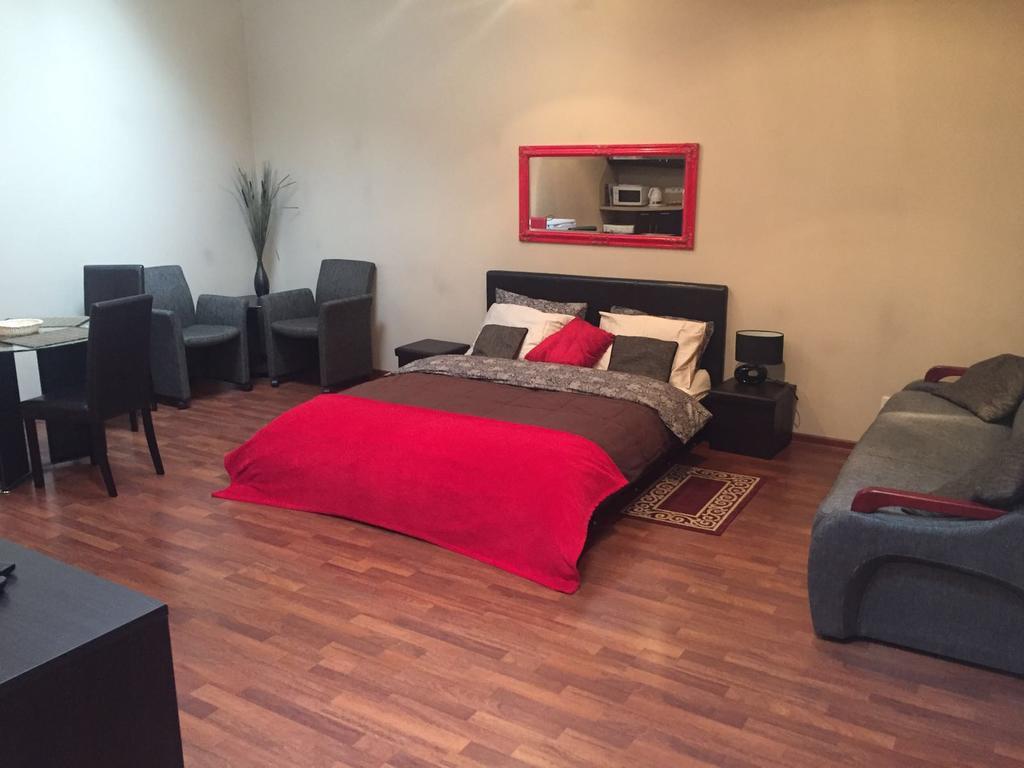 Solo Apartment