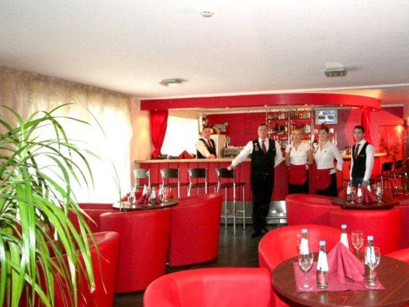 Hotel Tomo Free Parking Riga
