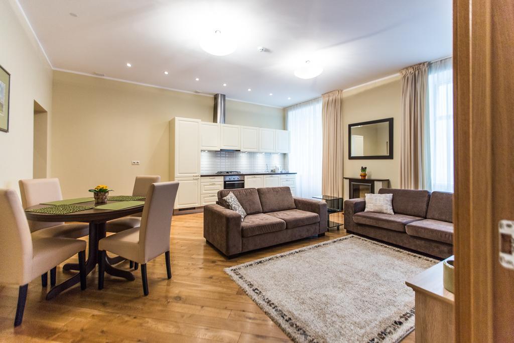 Aparthotel Lux - Ernesta, Free Parking Riga