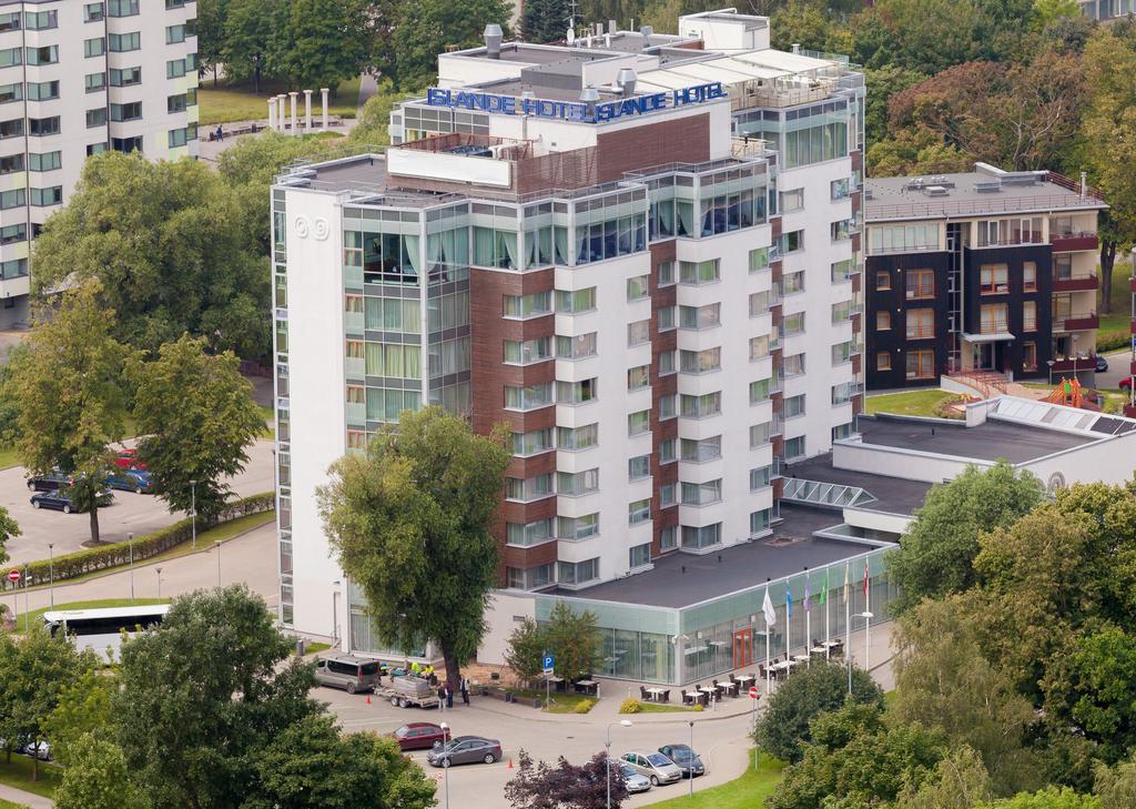 Hotel Islande With Free Parking 4*