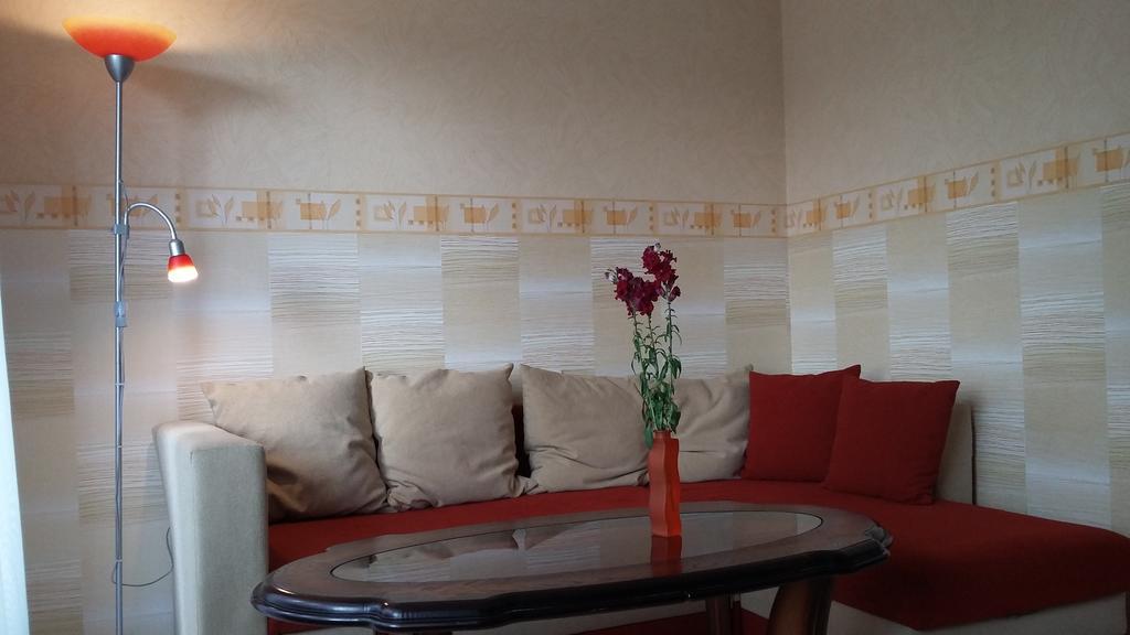 Sunny Apartment *