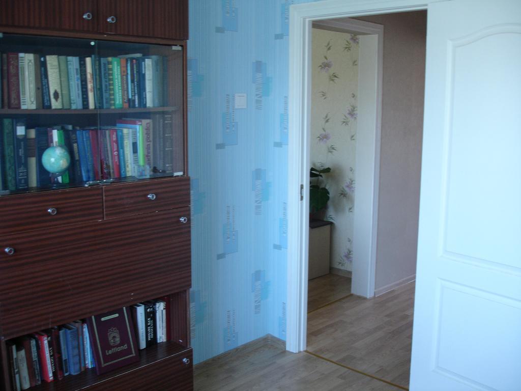 Dzelzavas Street Apartment Riga