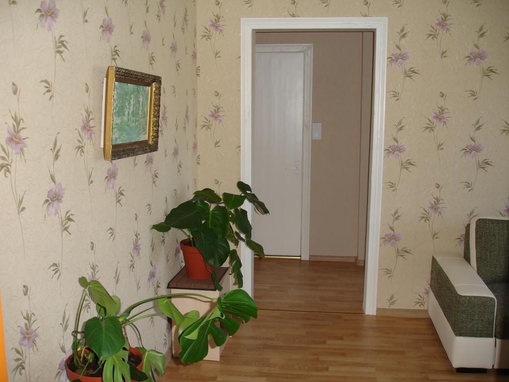 Dzelzavas Street * Riga
