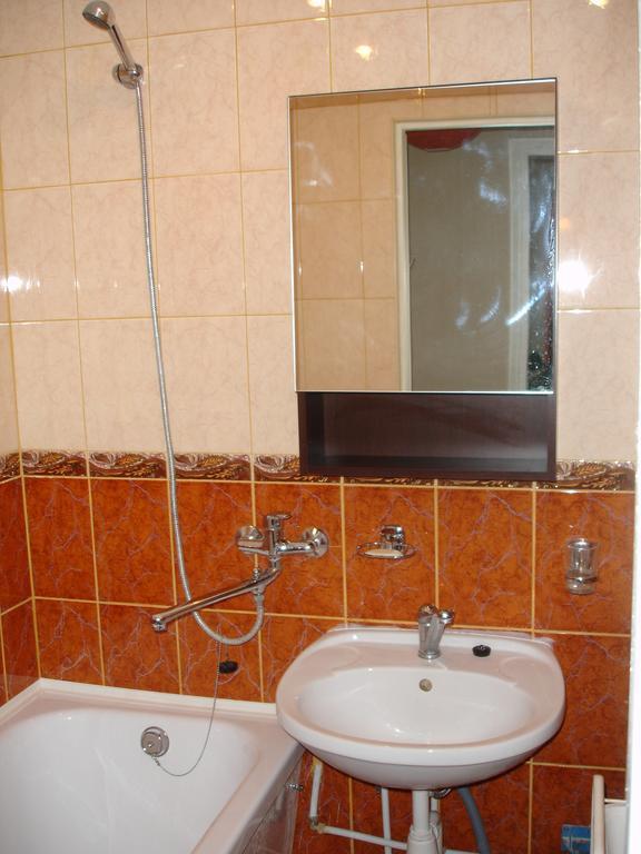 Dzelzavas Street Apartment