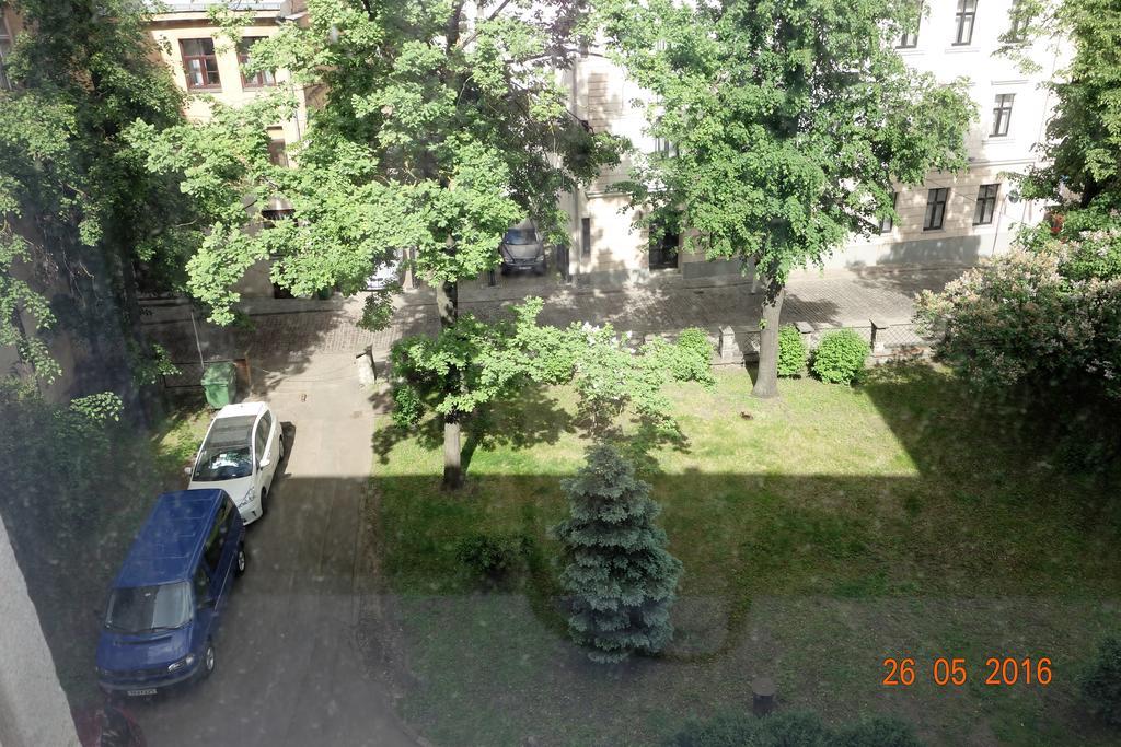 Old Town River View With Balcony