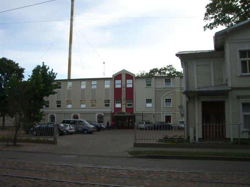 Nb With Free Parking Khách sạn Riga