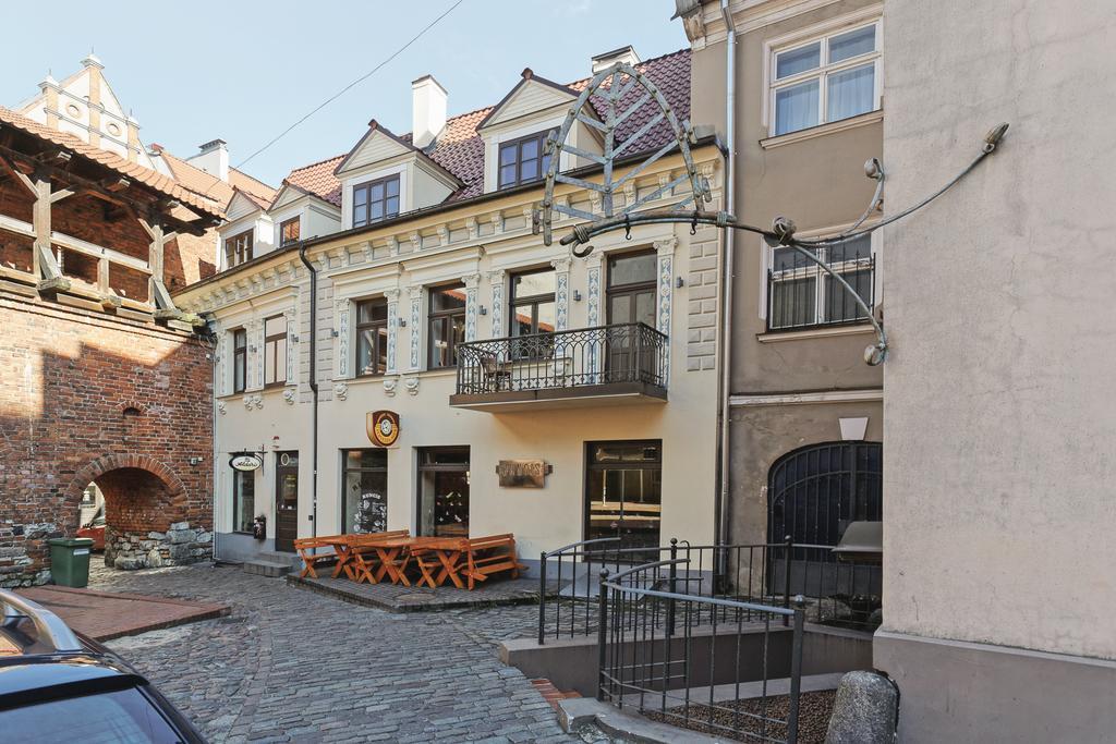 Old Town Jana Seta *