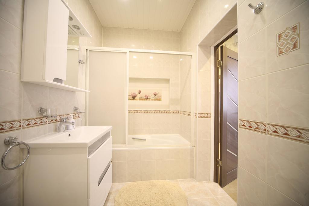 Three Bedroom Old Town *