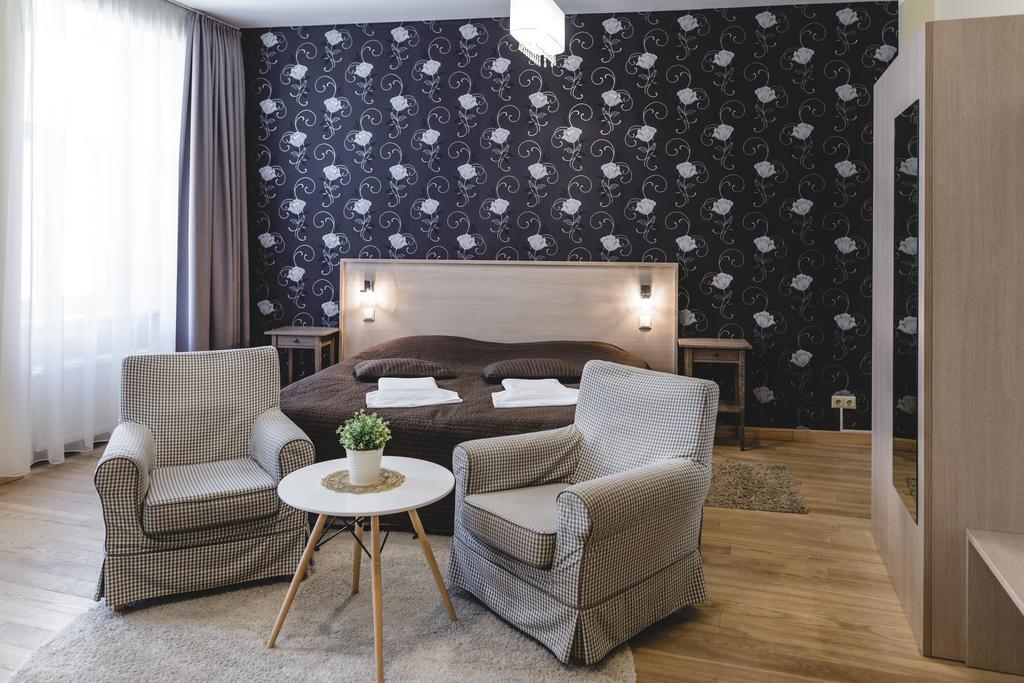 Aparthotel Lux - Ernesta, Free Parking Riga