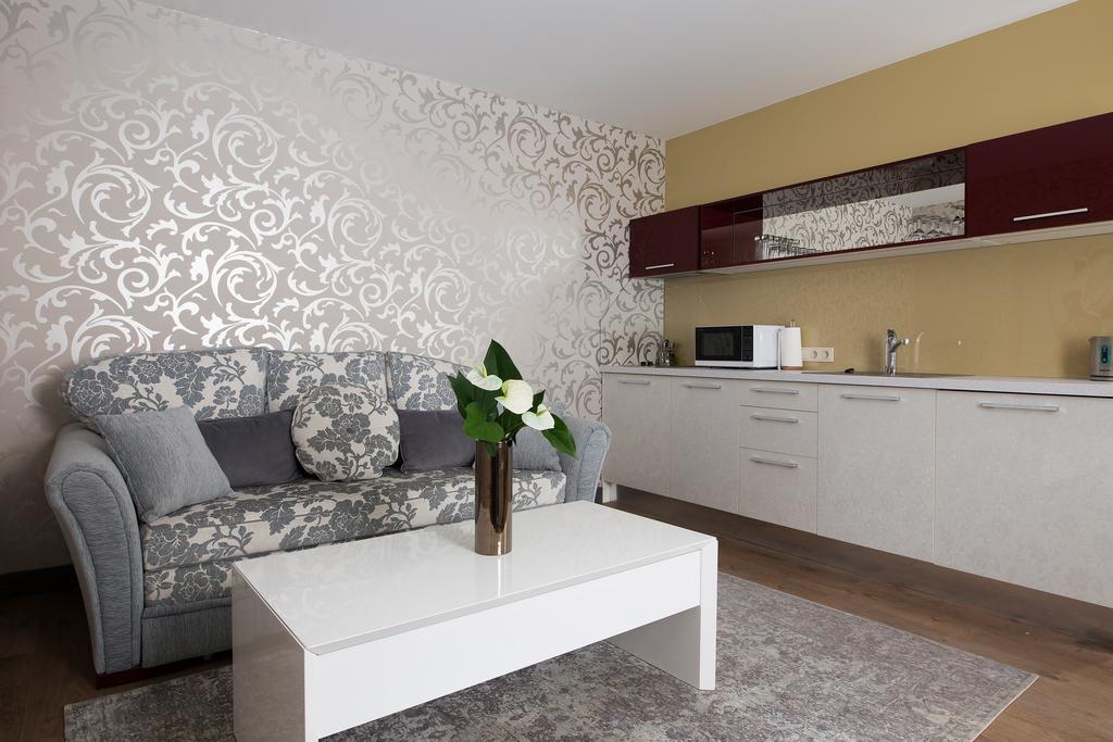 St.roland Livu Square Appartement *