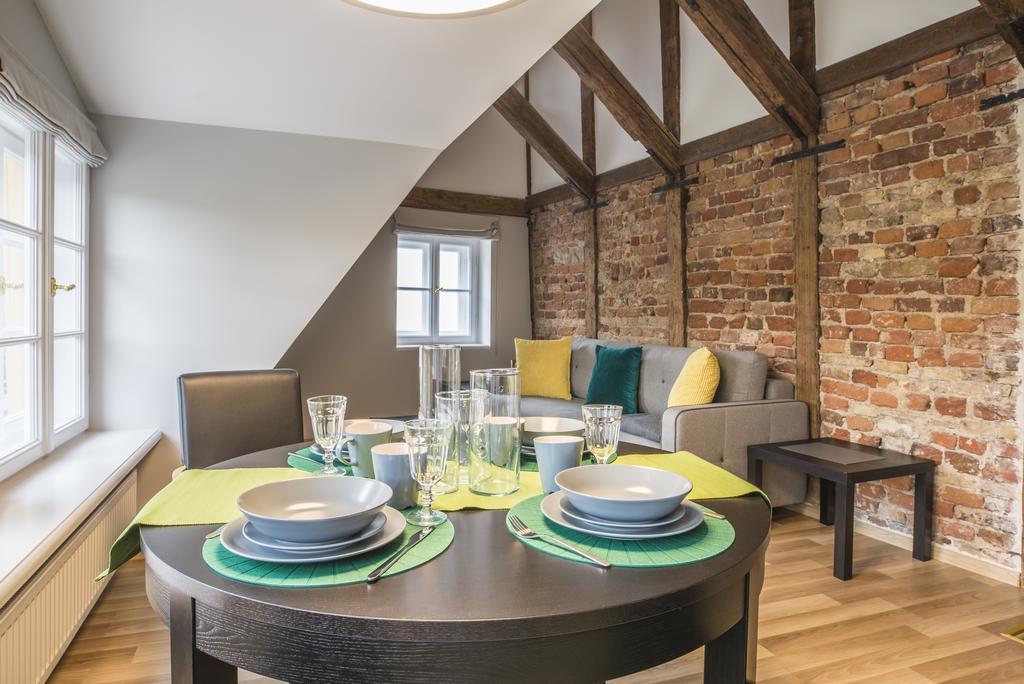 Colonel & Appartement