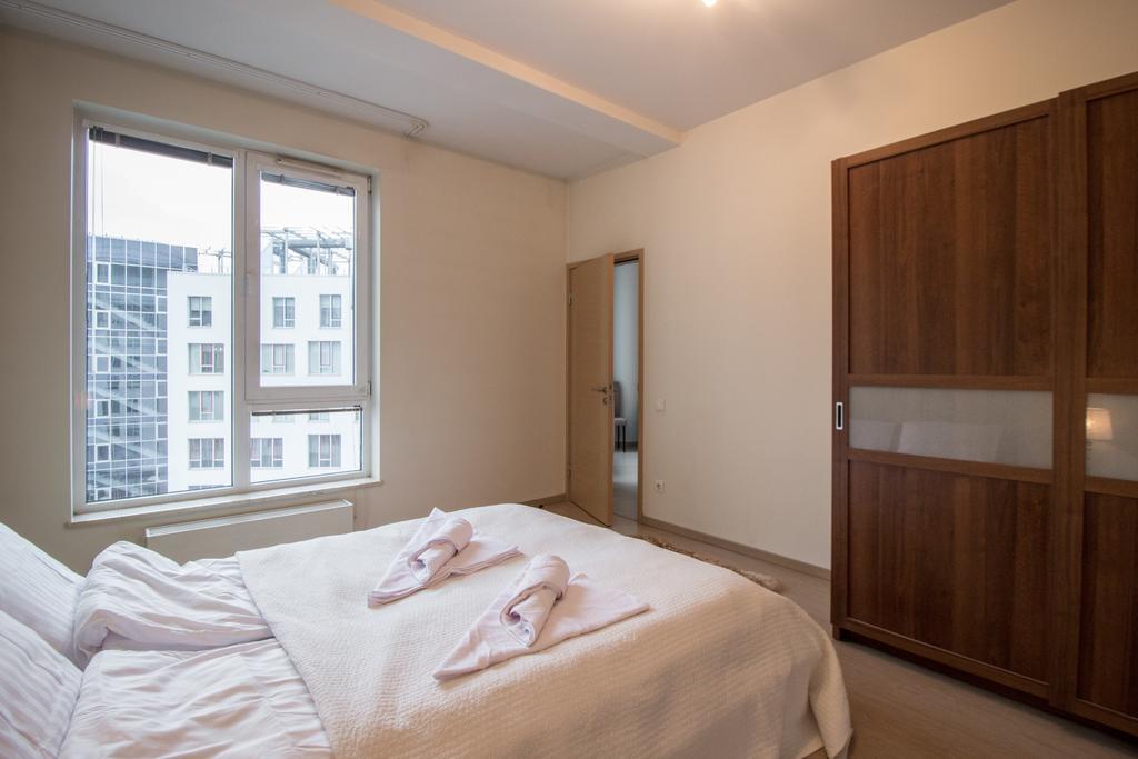 Riverside Apartment *