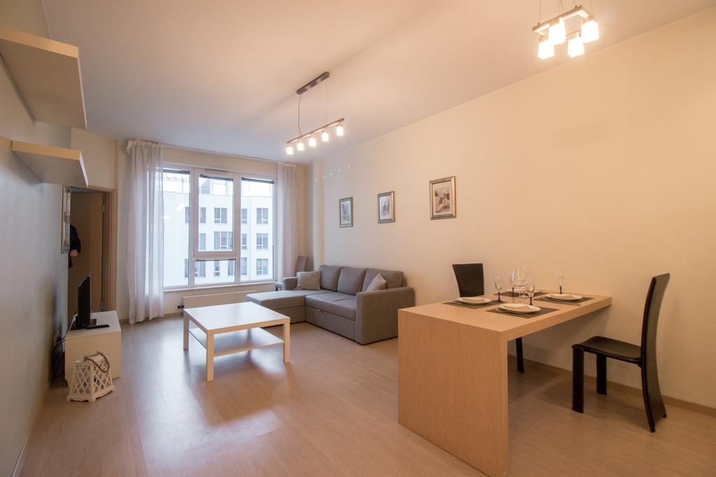 Riverside Apartment *
