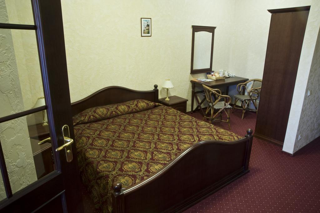 Boutique Monte Kristo Viesnīca 4*