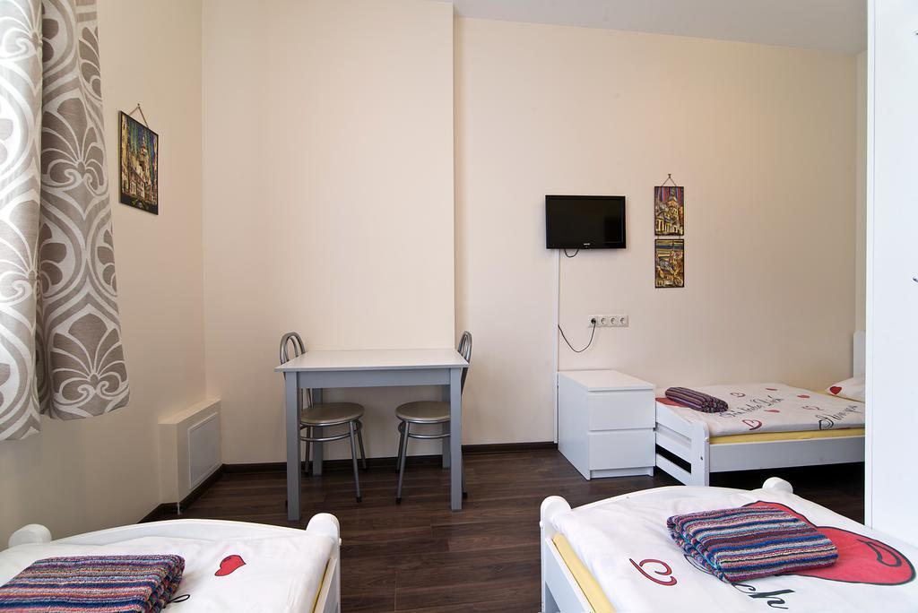 Hotel Happy
