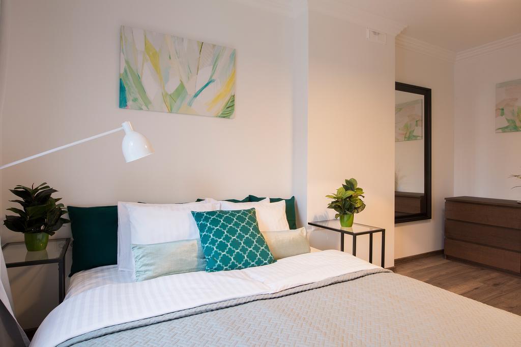 Appartement St.roland Livu Square *