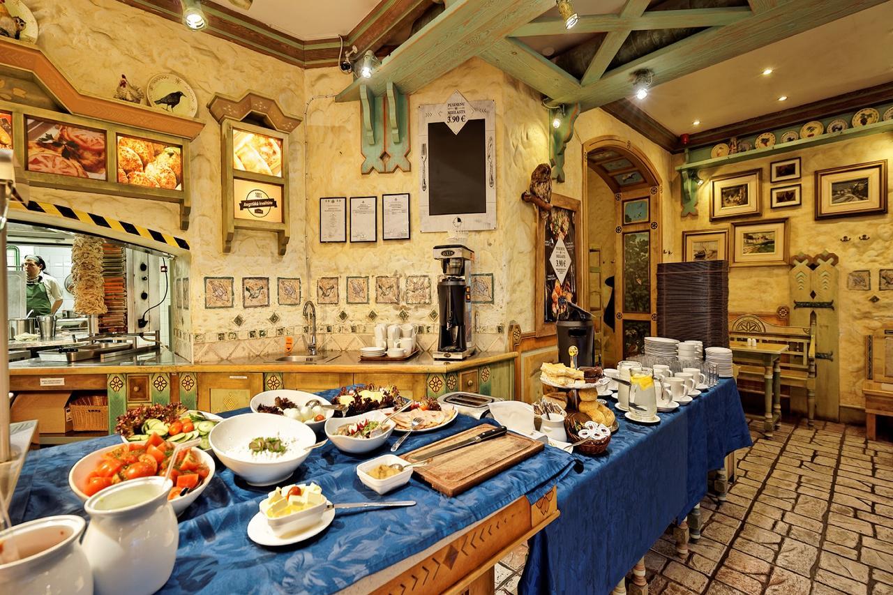 Rigaapartment Gertruda Apartments & Restaurant Riga