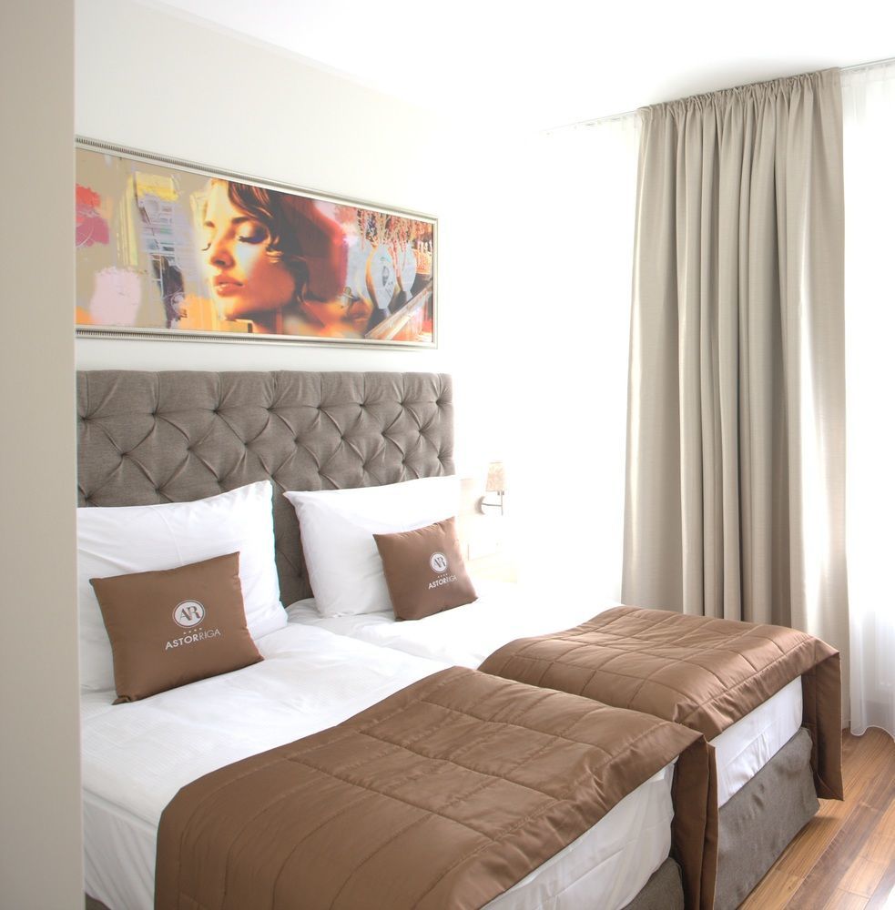 Hotel Radisson Old Town 4*