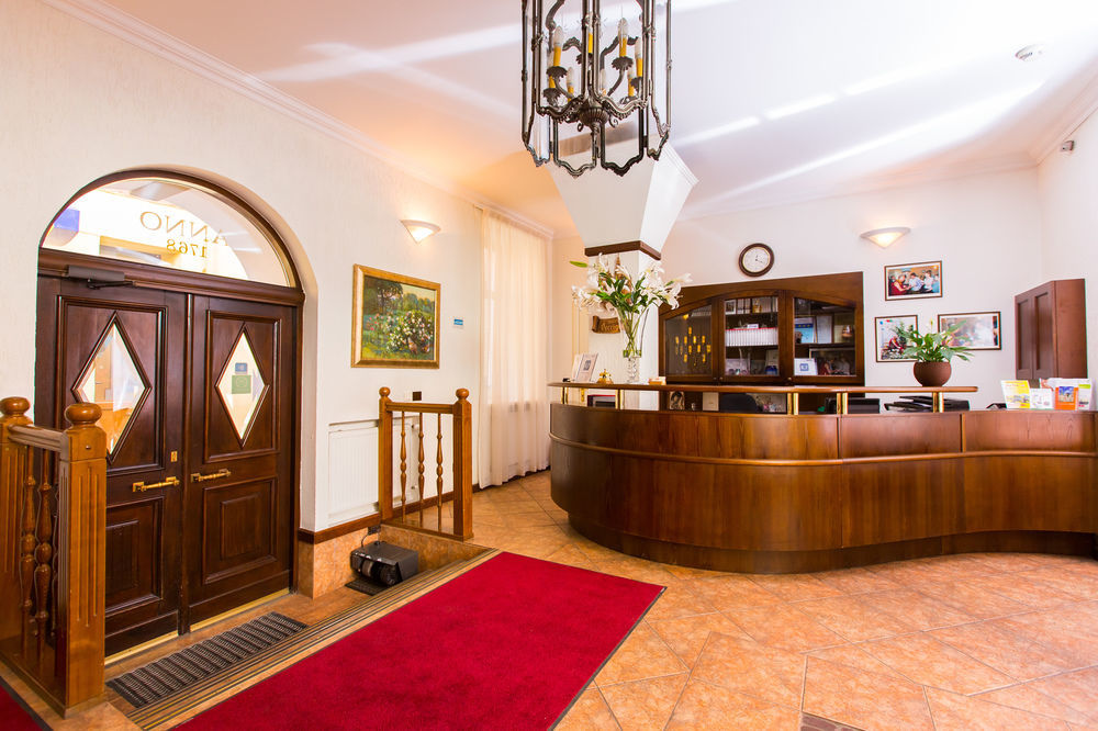 Old Boutique 