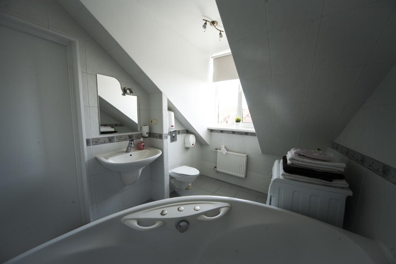 Old Town Apartment *