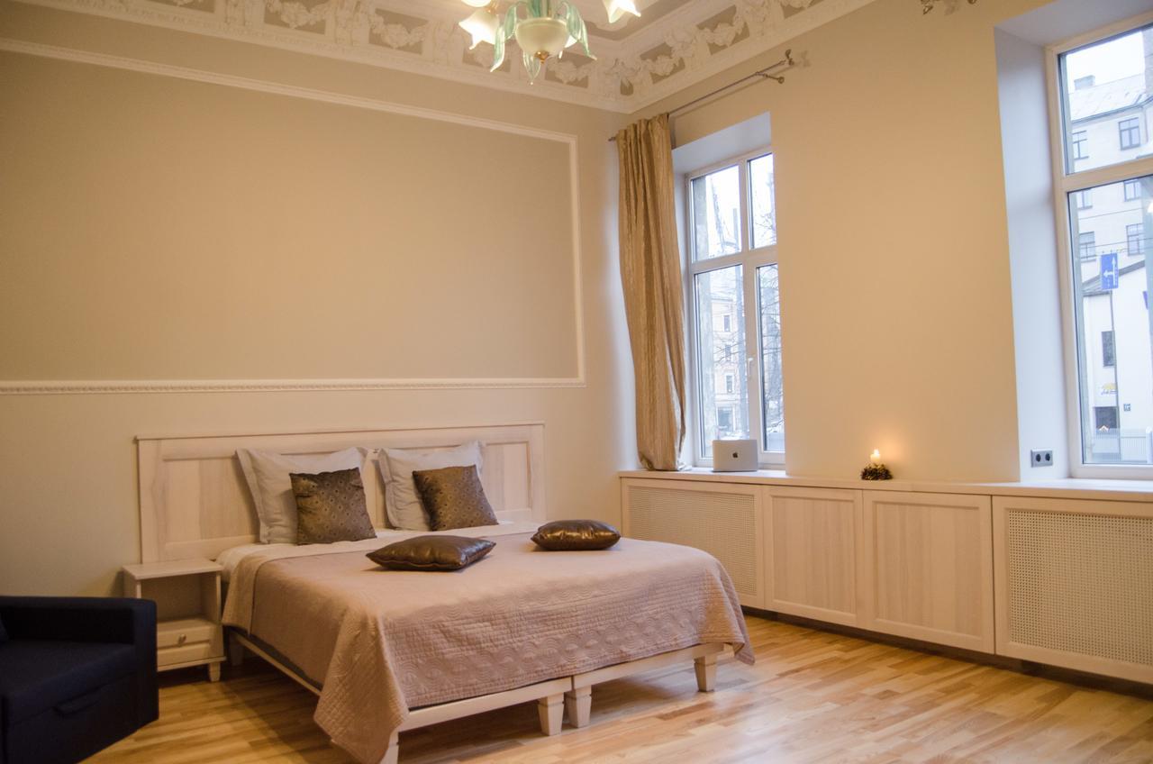 Apartment, Barons Promenade With Parking Riga
