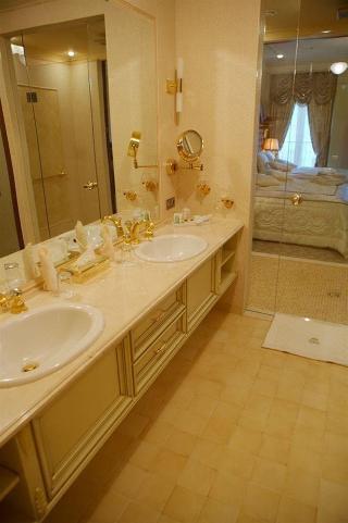 Royal & Hotell Riga
