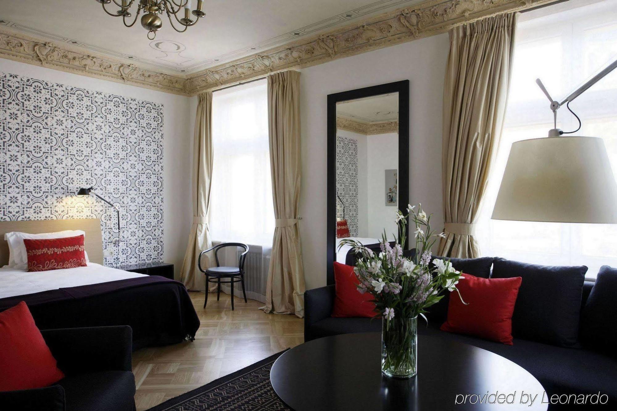 Neiburgs 4* Riga