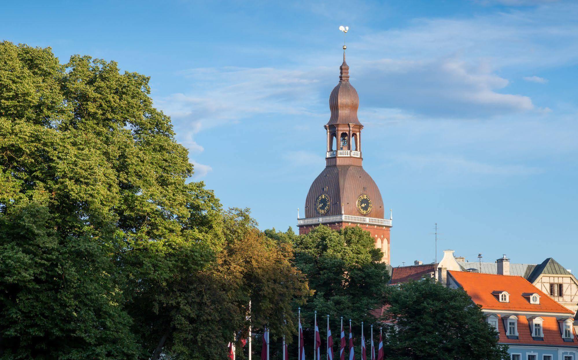 Radisson Old Town 4*