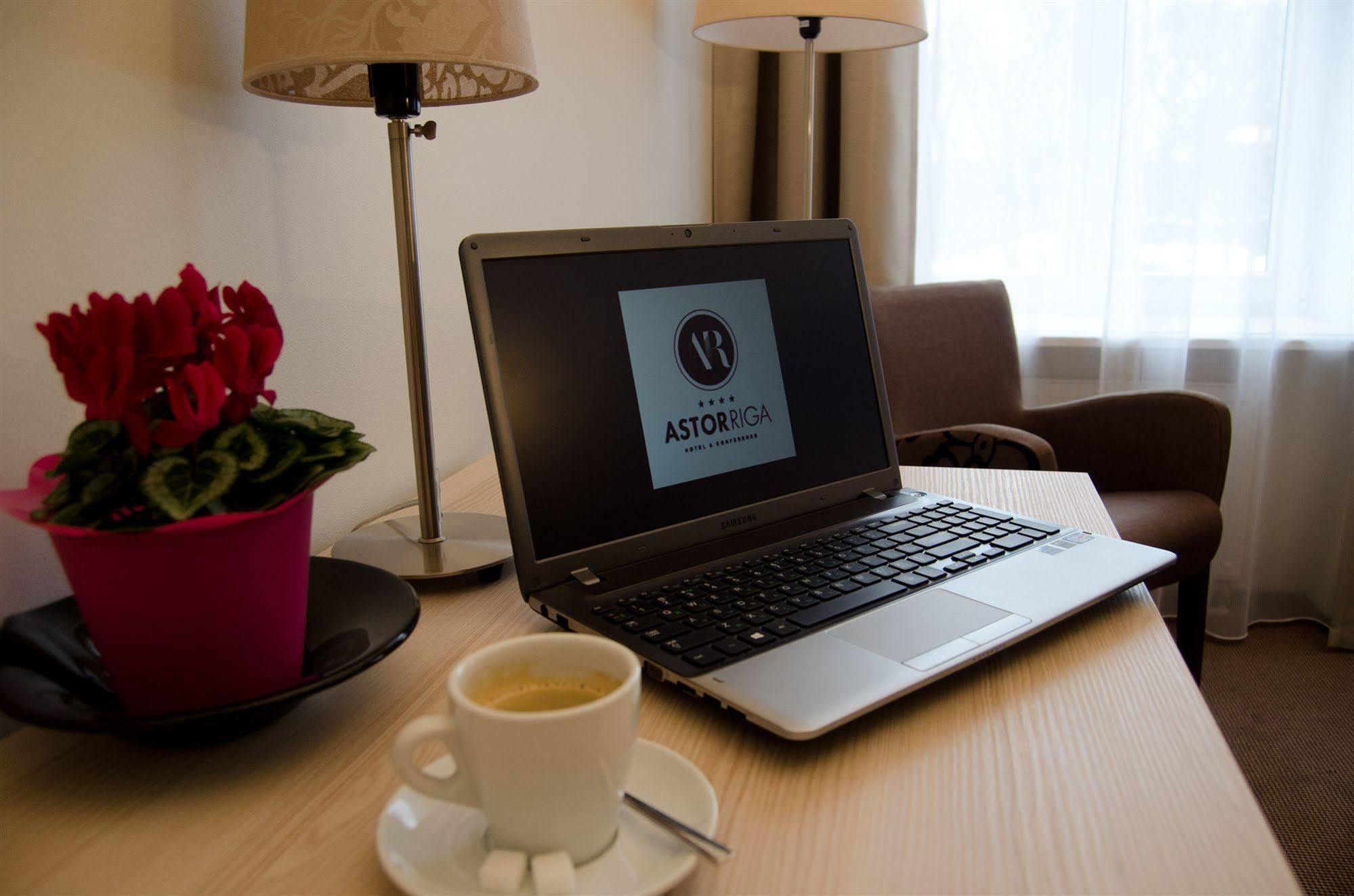 Hotel Radisson Old Town 4*