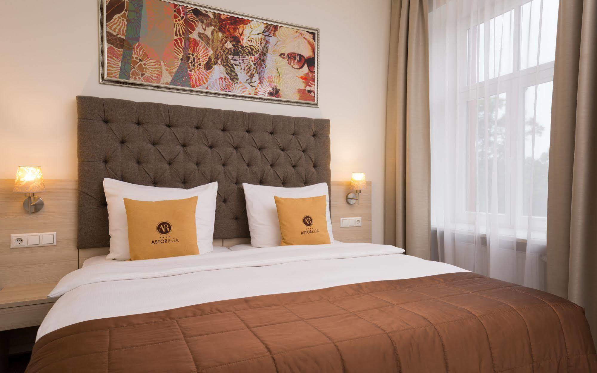 Radisson Old Town 4*