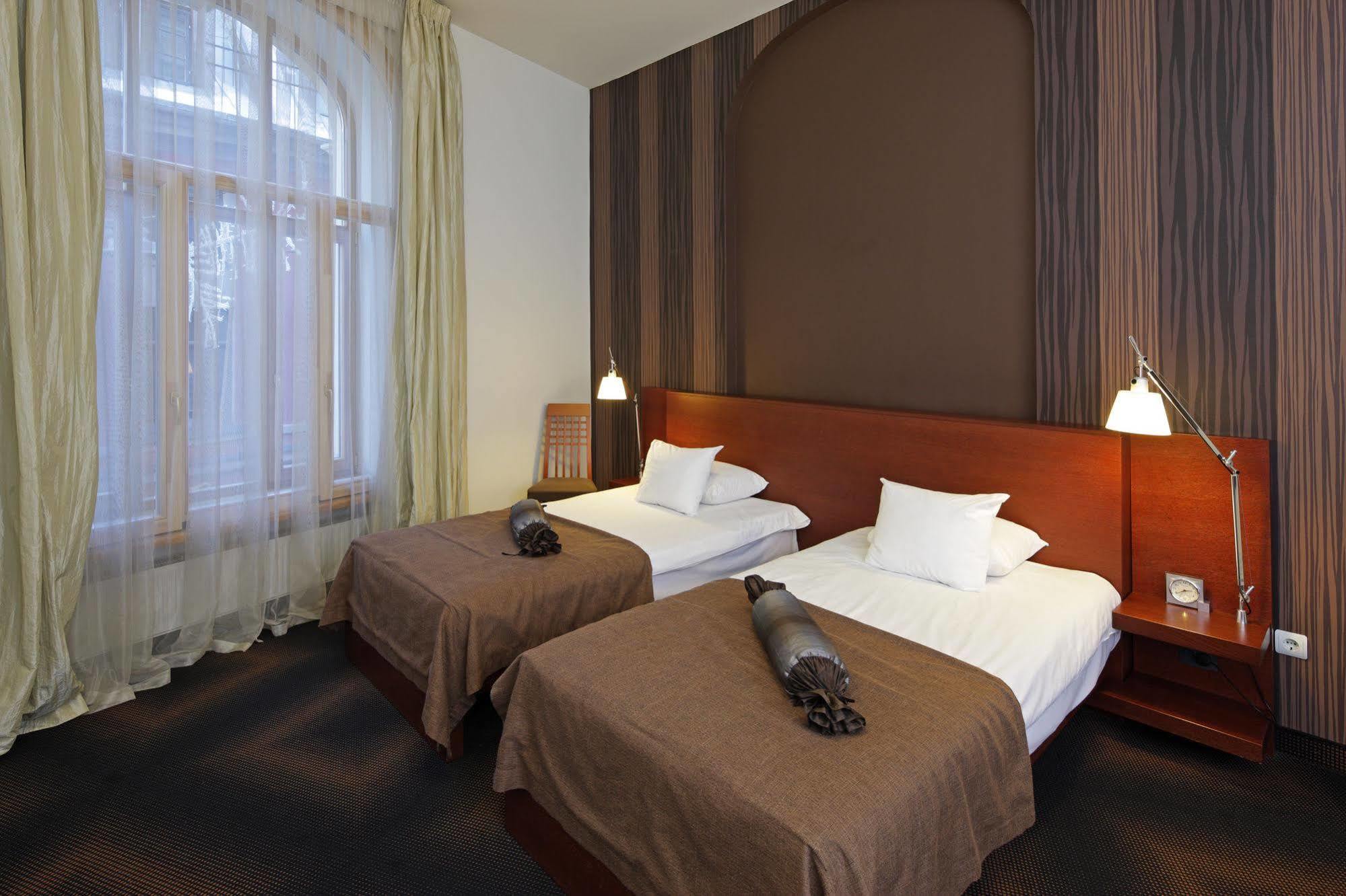 Rixwell Centra Hotel 4*