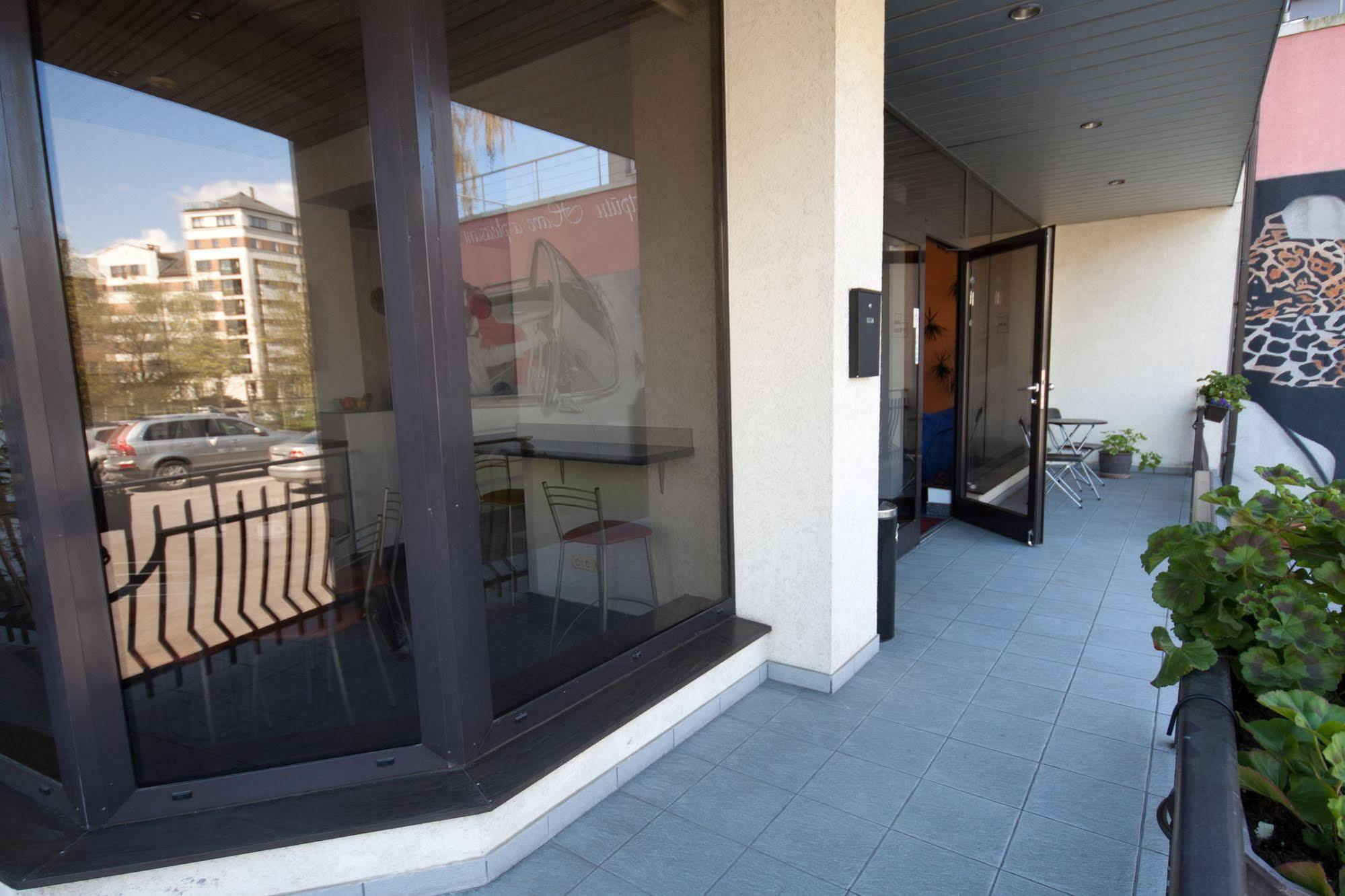 Kert Free Parking Aparthotel Riga