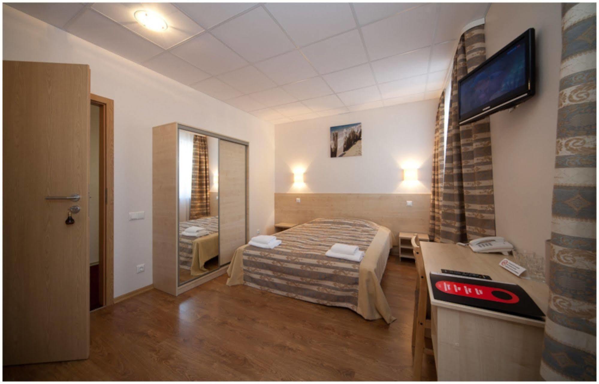 With Free Parking 3* Riga