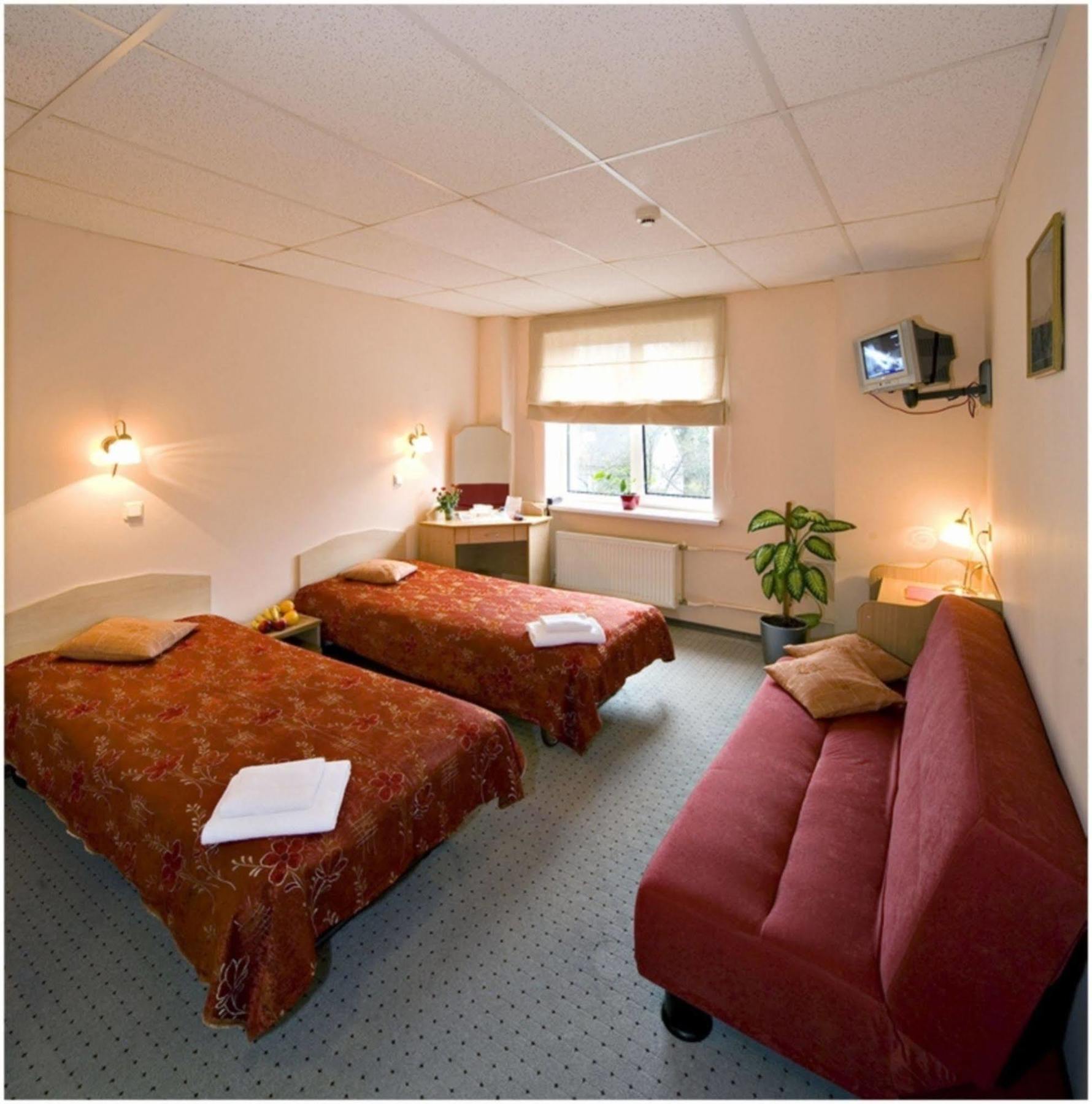 Hotel With Free Parking 3*