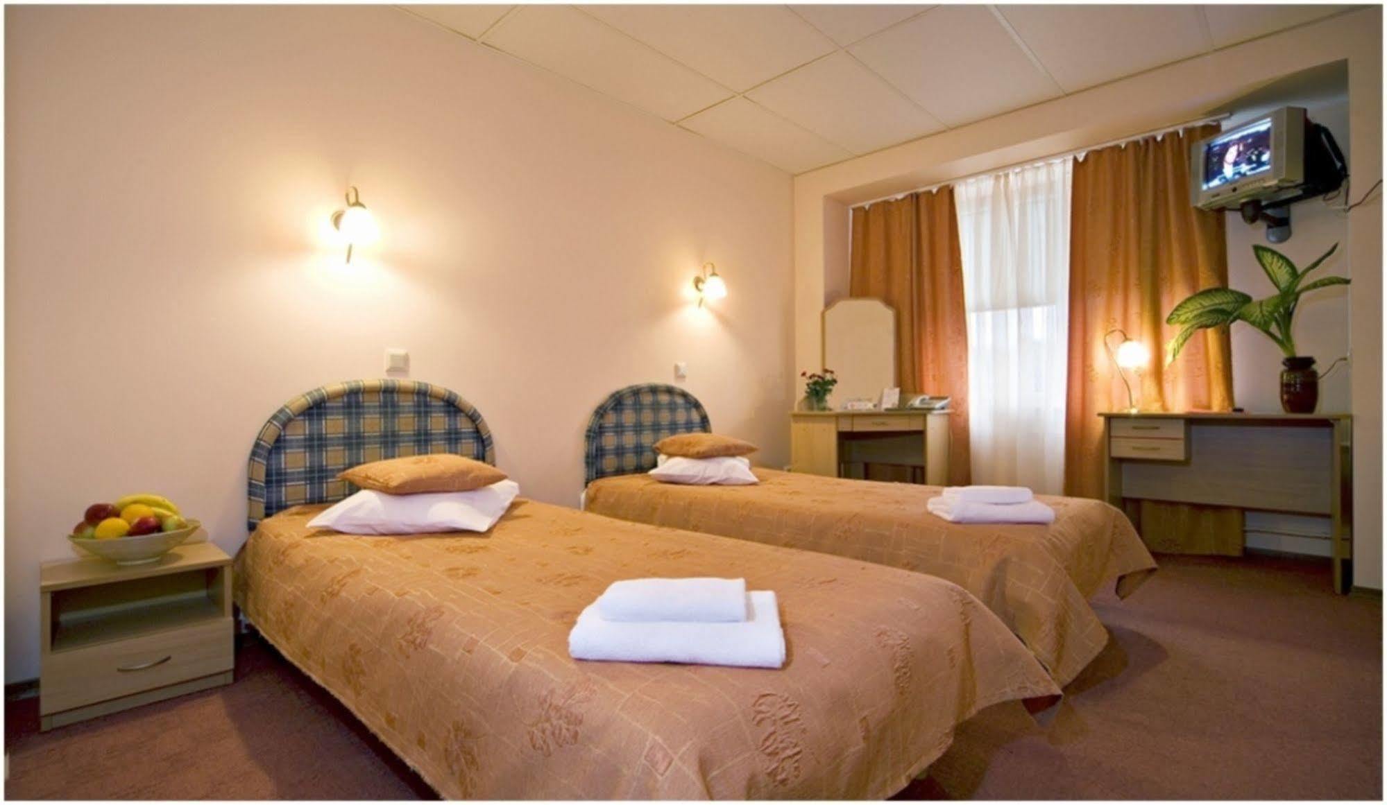 Hotel With Free Parking 3*