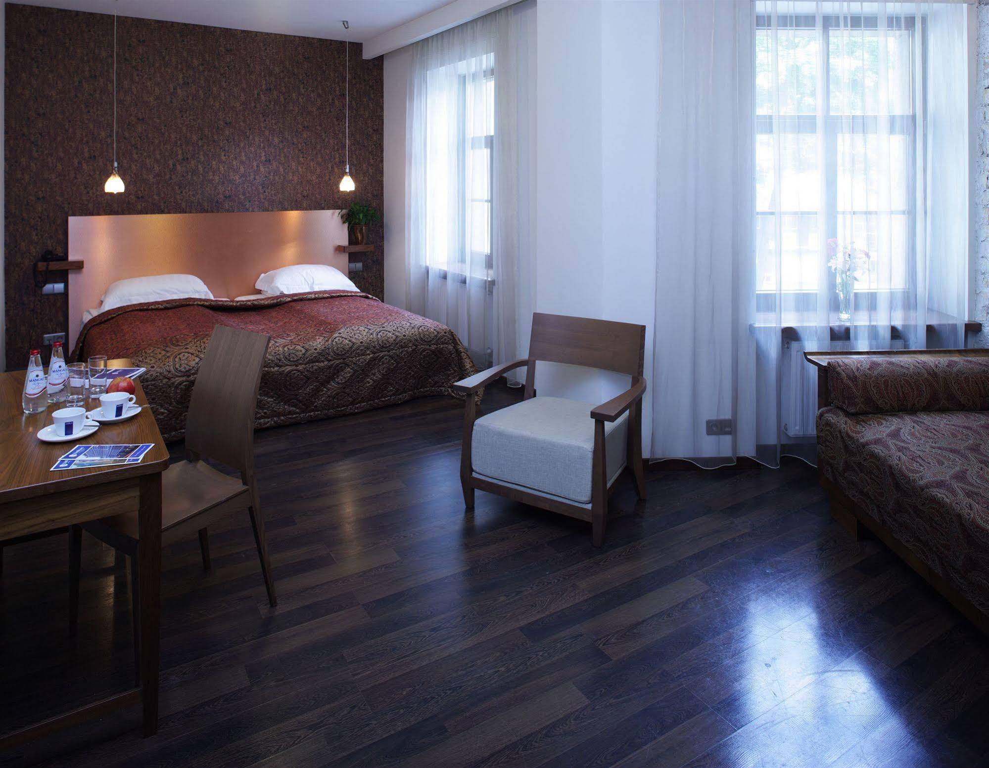 Hotel Rixwell Terrace Design With Free Parking 4*
