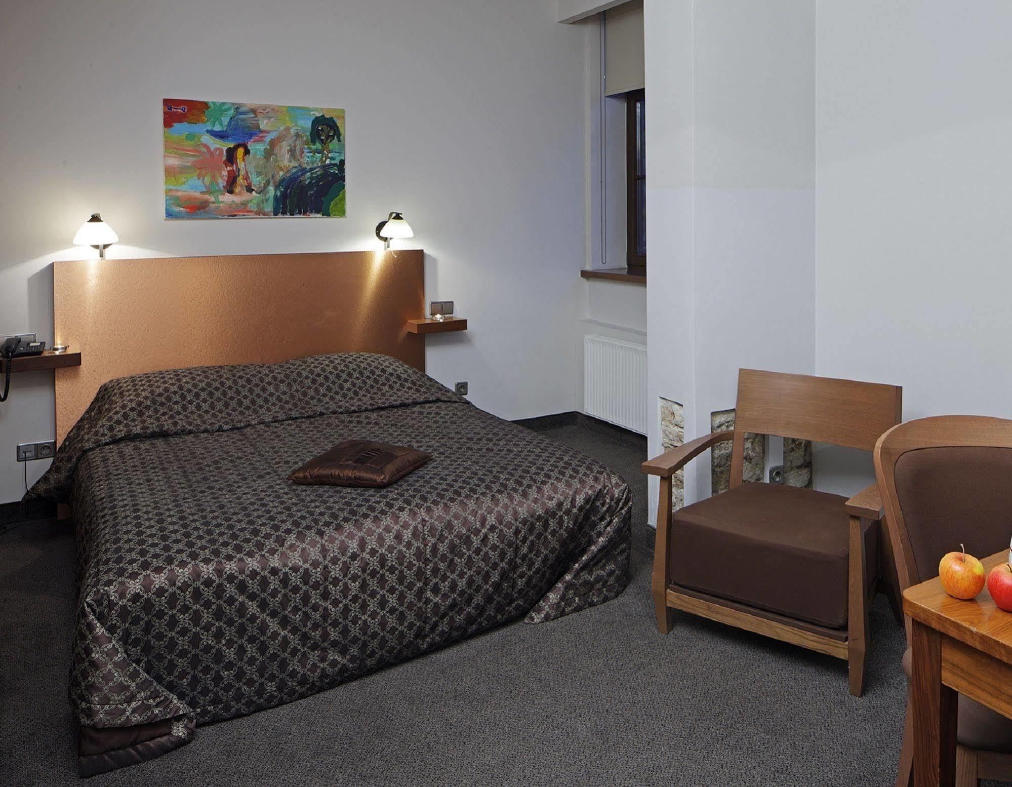 Hotel Rixwell Terrace Design With Free Parking 4*