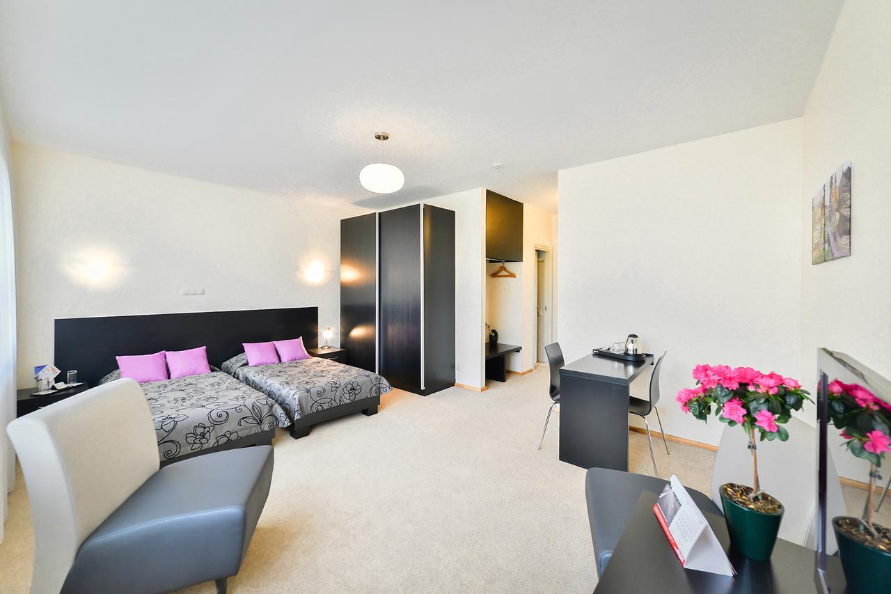 Hotel Vantis Riverside 3*